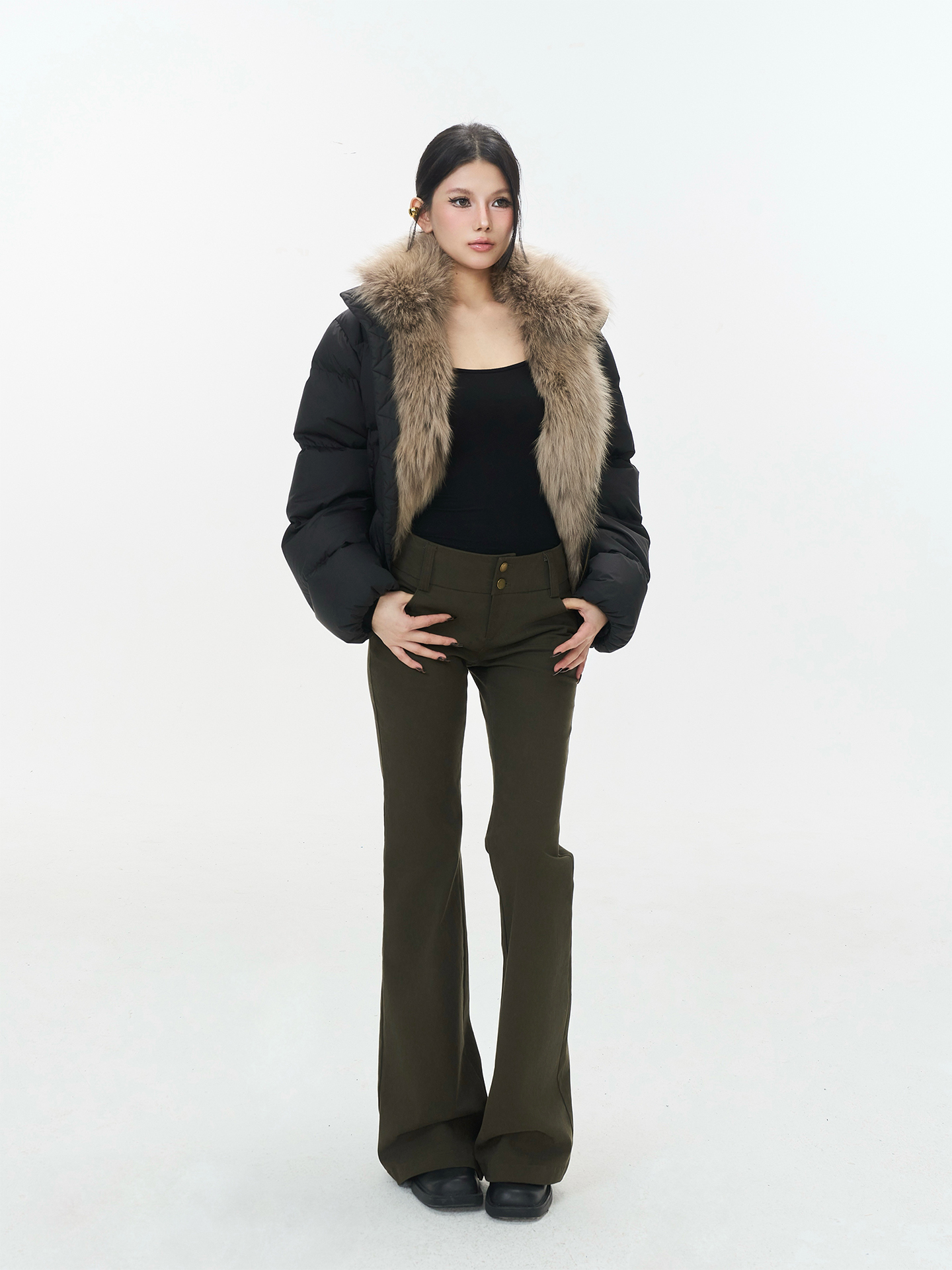 【轻绒欧包】黑色新国标90白鸭绒高质感蓬松狐狸毛羽绒服保暖外套