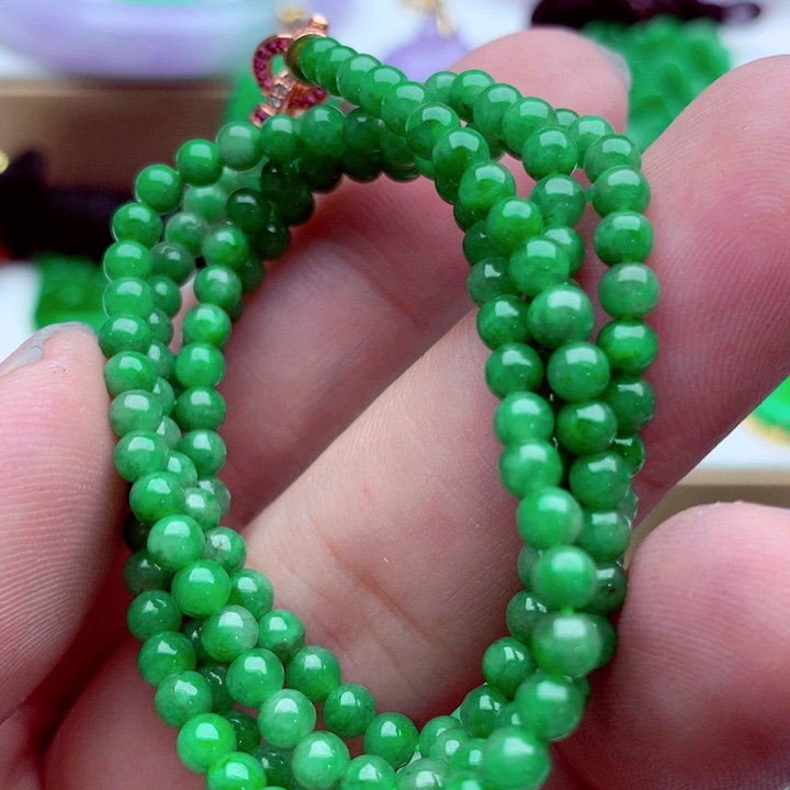 翡翠未镶嵌毛衣链