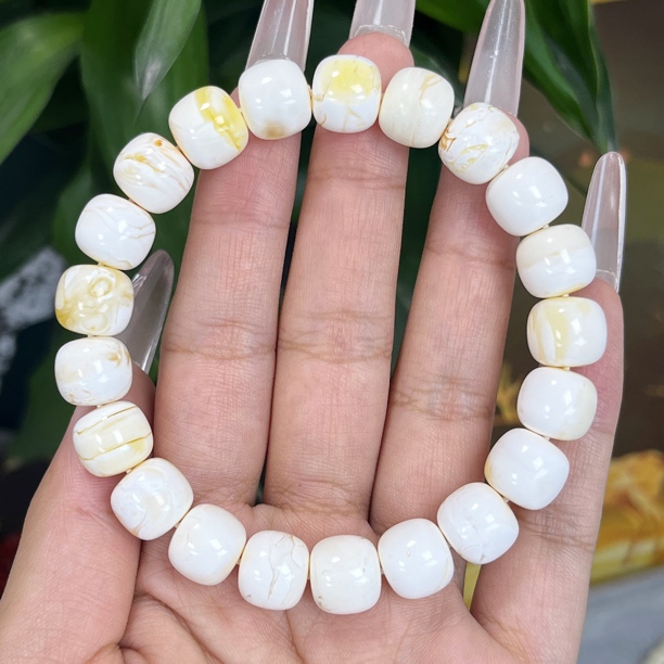 俄料金漆白满蜡精工手串单圈蜡质浓郁无优化纯天然原矿琥珀蜜蜡