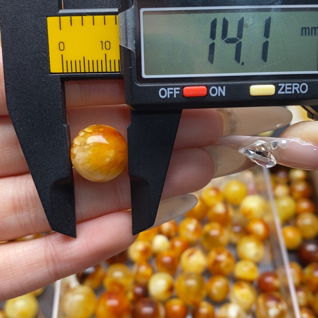 琥珀未镶嵌珠宝奇石蜜蜡1237