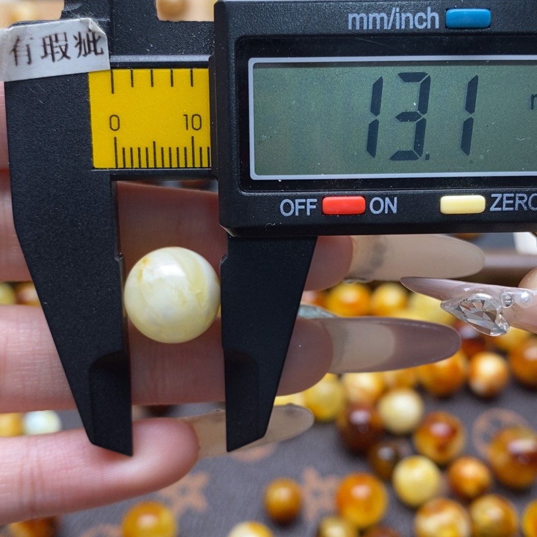 琥珀未镶嵌珠宝奇石蜜蜡1172