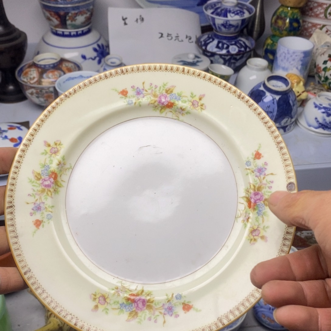 瓷片你的孩子还小嘛哈啊不去啦