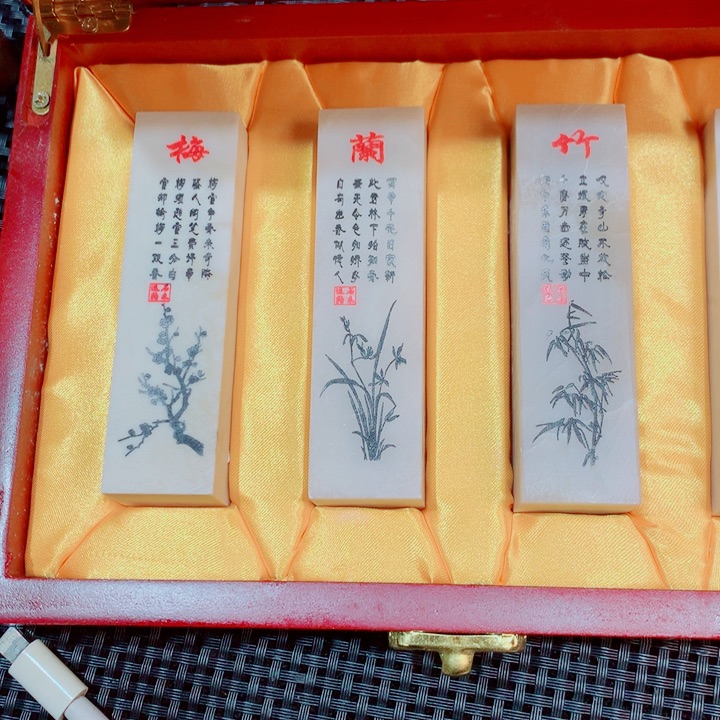 潜***夫巴林石巴林瓷白印章一套