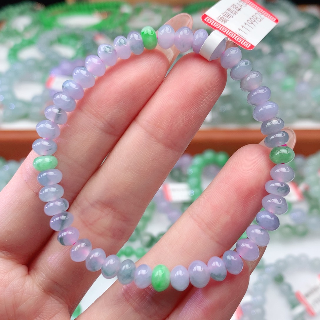 翡翠手链未镶嵌翡翠