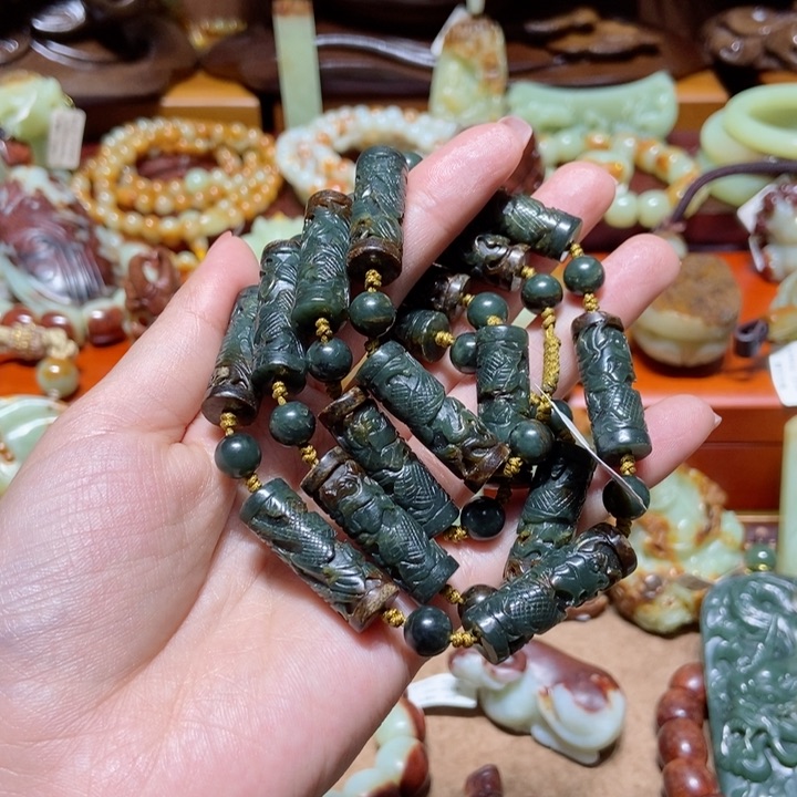 岫岩河磨玉（透闪石质玉）手链未镶嵌J****i