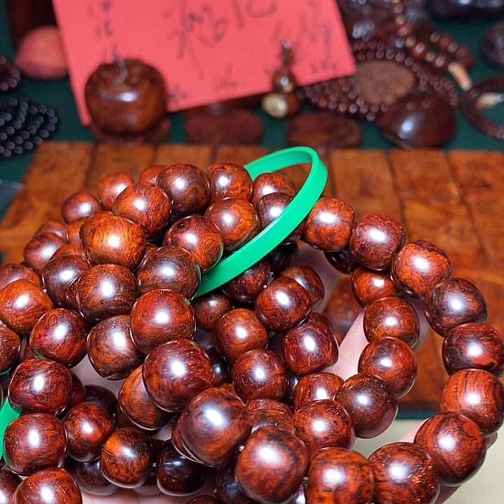 檀香紫檀（小叶紫檀）其他多样性发其一小叶紫檀1.