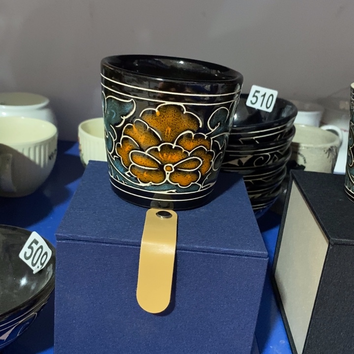 瓷片磁州窑黑刻填彩茶杯