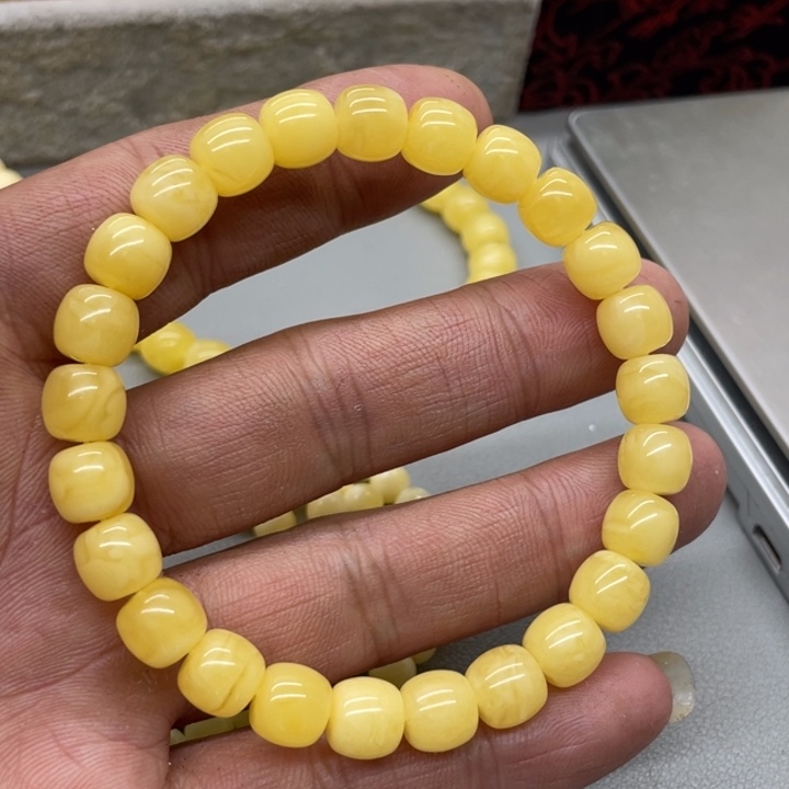 琥珀未镶嵌裸石手串