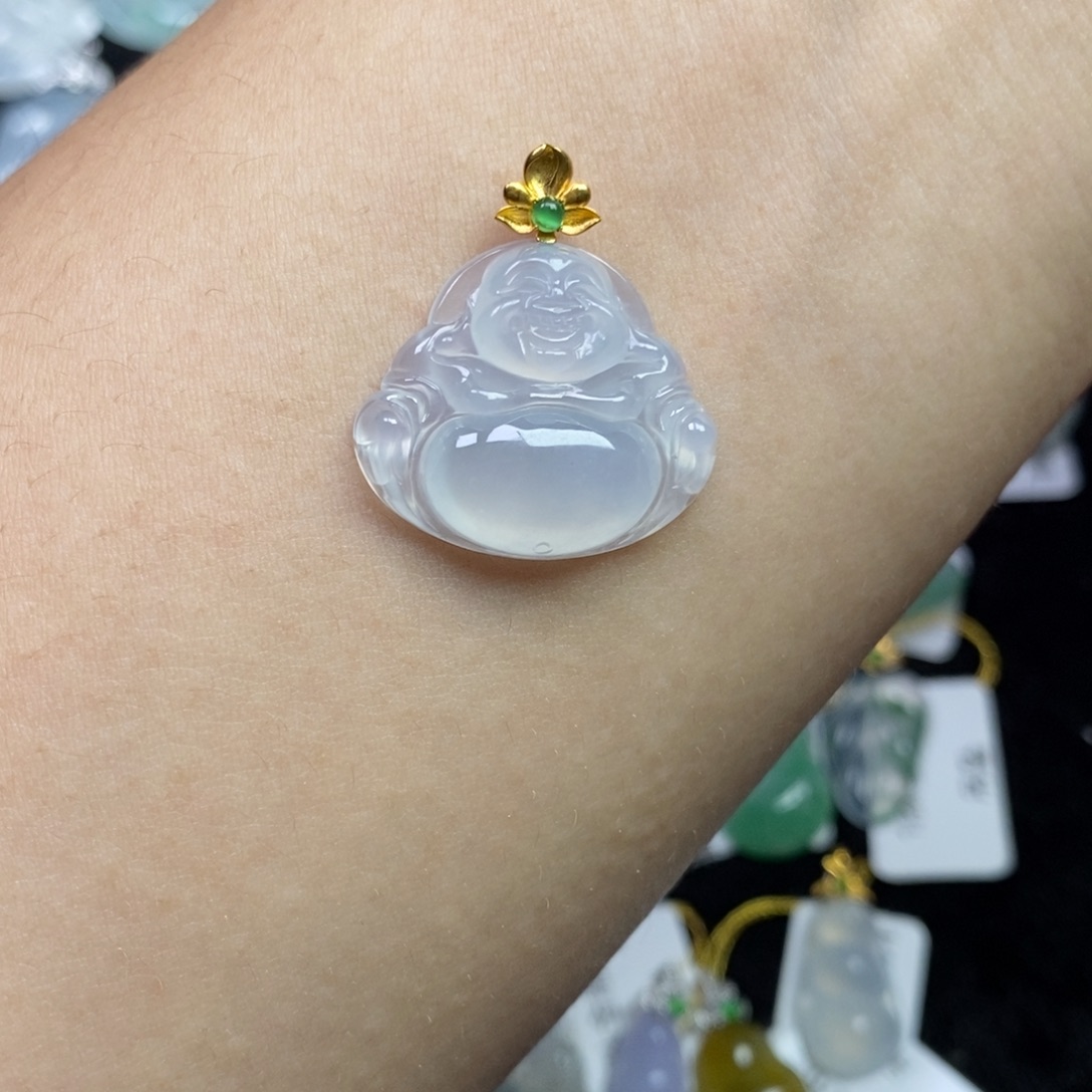 翡翠18K金镶嵌颈饰佛公