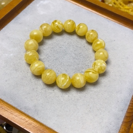 蜜蜡裸石未镶嵌手串