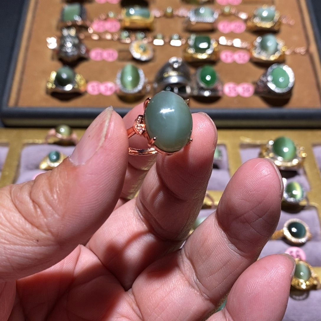 和田玉（碧玉）戒指未镶嵌