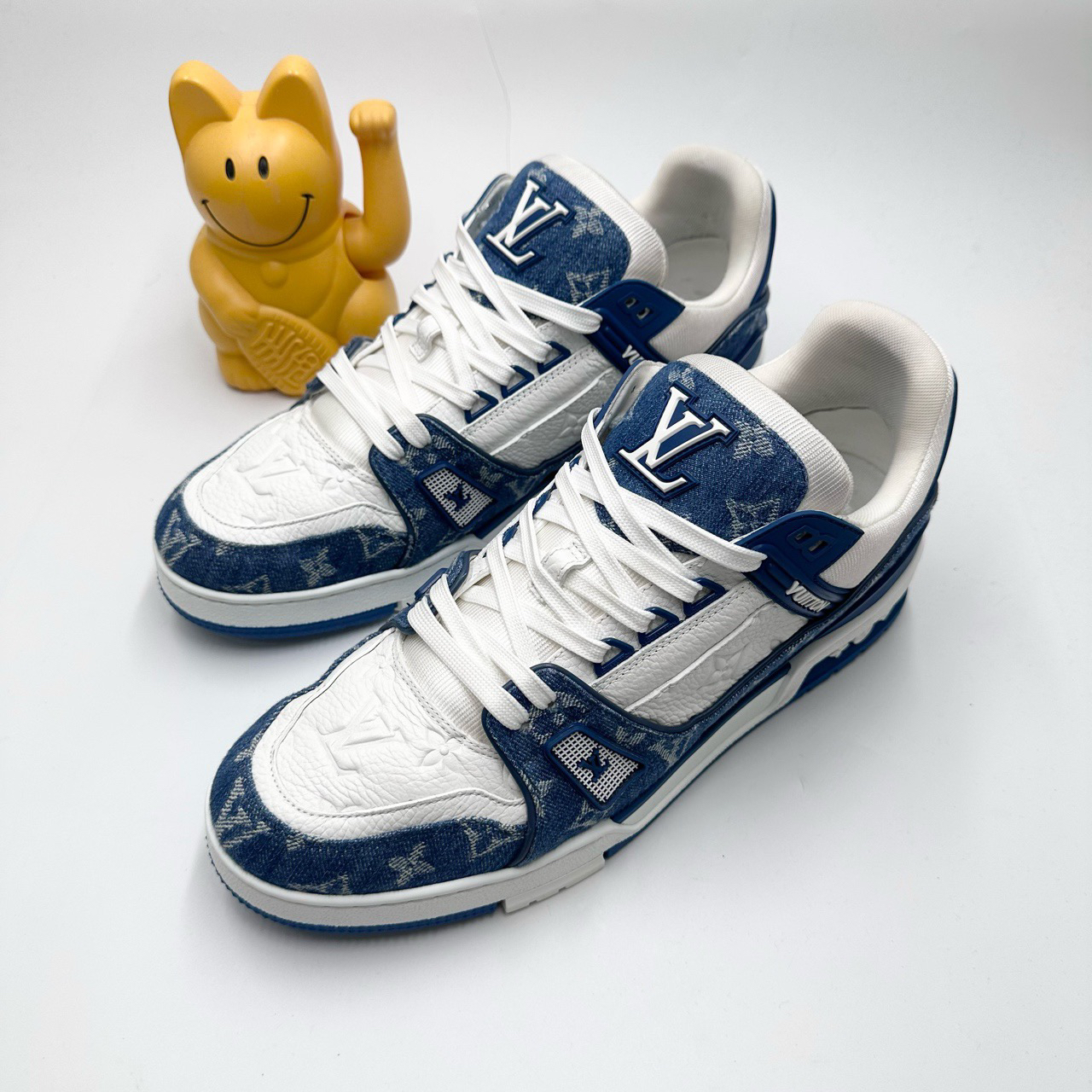 99新 LouisVuitton/路易威登 0462/43码/白蓝牛仔Trainer板鞋
