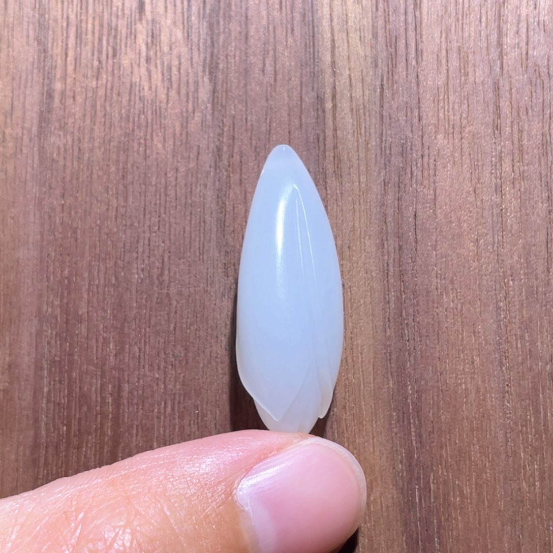 未镶嵌手链和田玉玉兰花吊坠