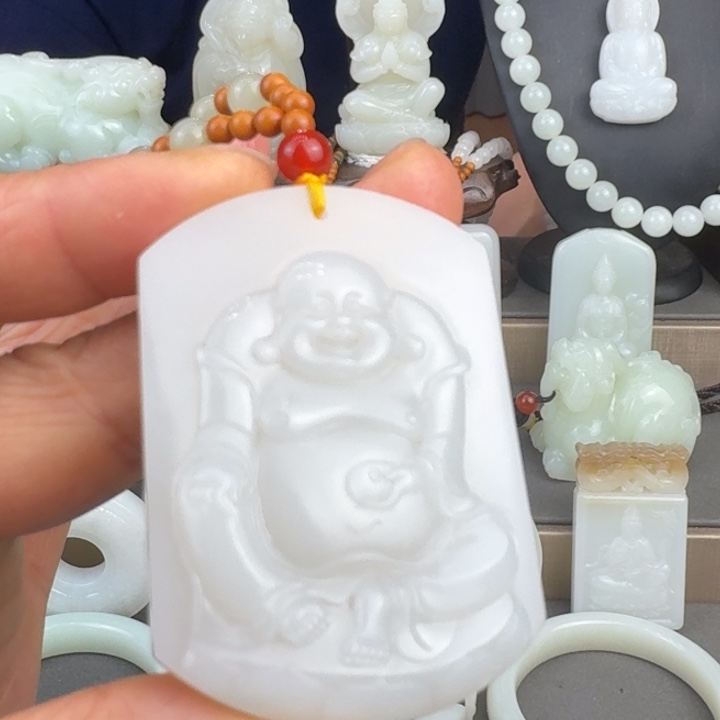 和田玉未镶嵌颈饰