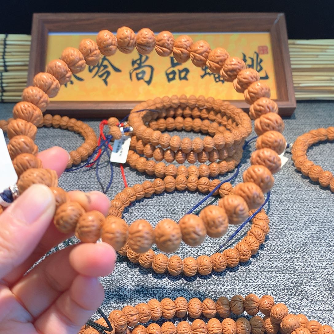 大***王文玩核桃吊坠大12尺寸手持