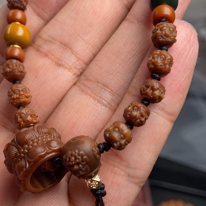 橄榄核吊坠今天的