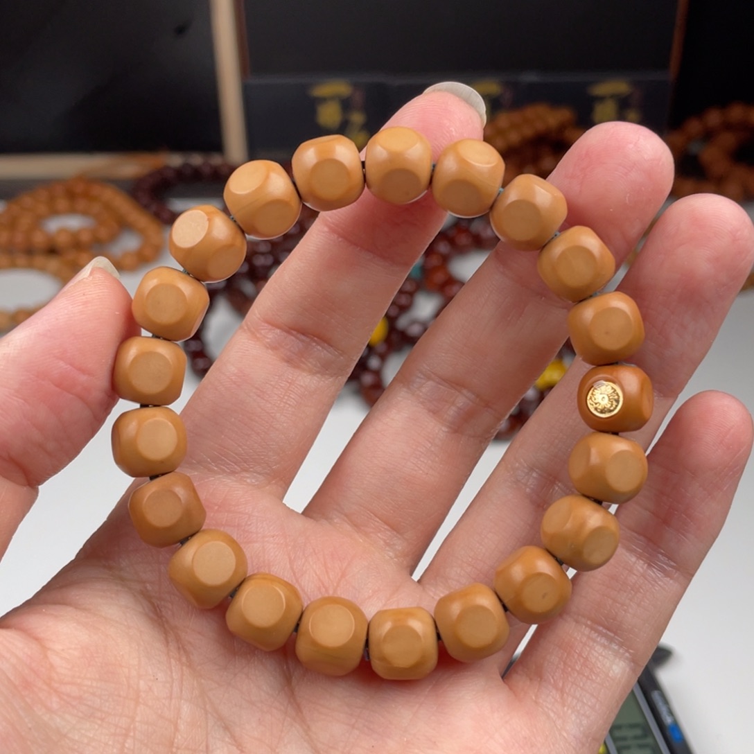 【闪购商品】猴头核桃手串太阳六方泛油39.9