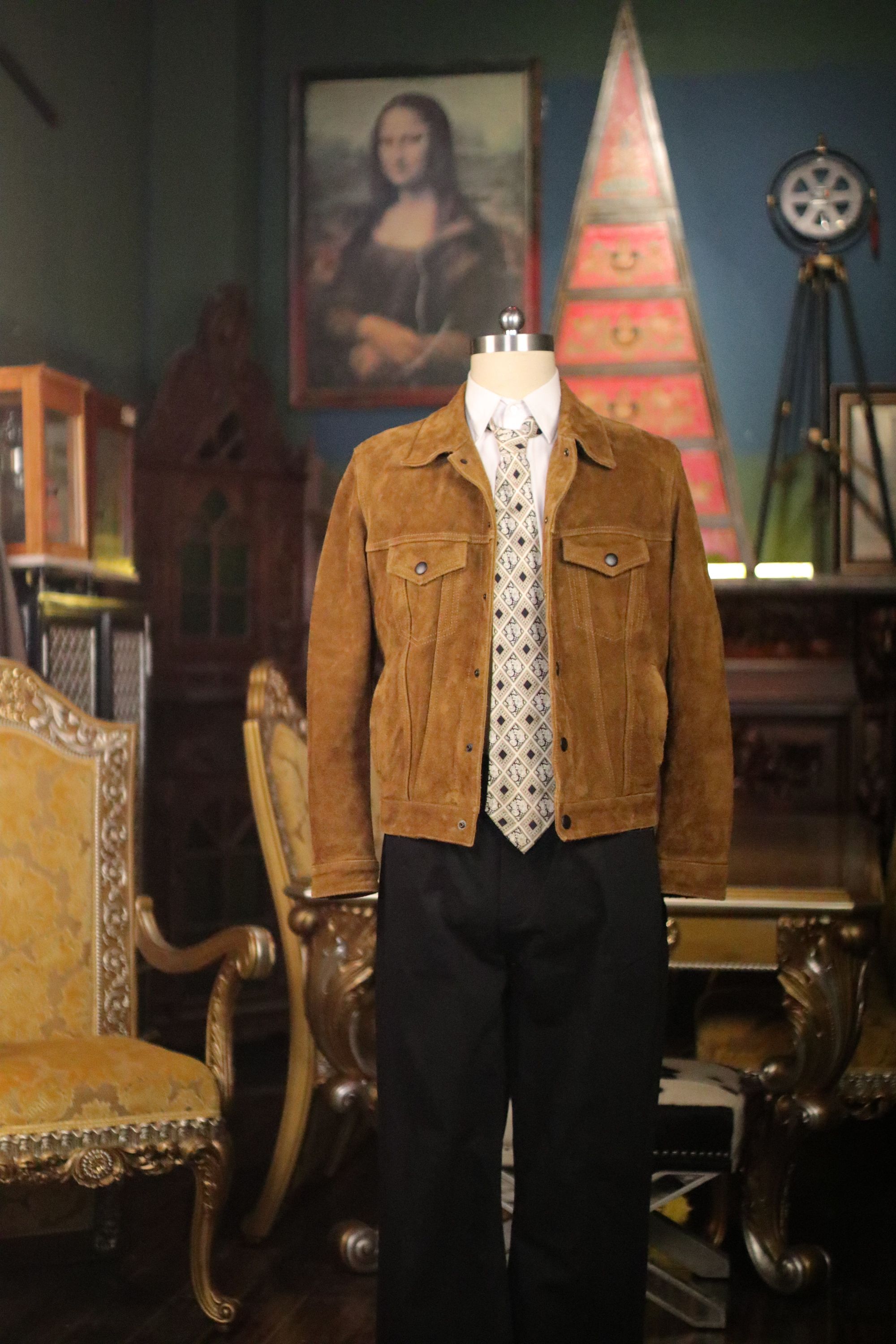 棕黄色厚款反绒牛皮短款西部夹克