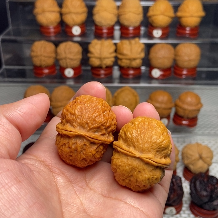 文玩核桃把件虎头蛙23