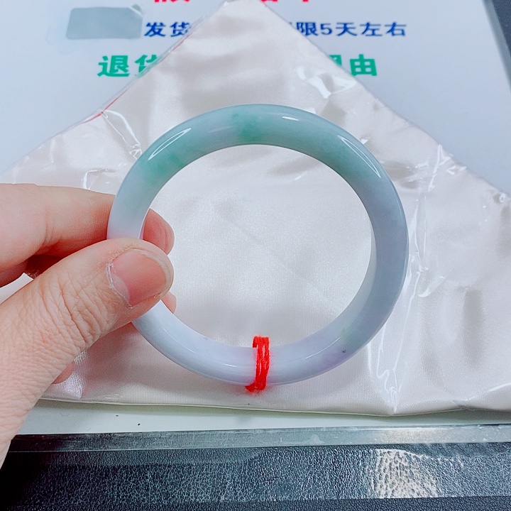 未镶嵌手镯翡翠爱*者