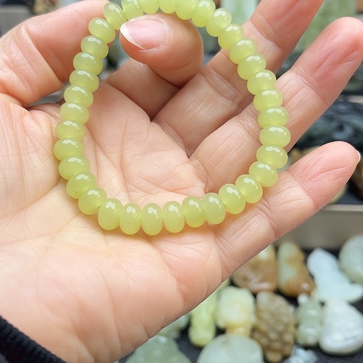 和田玉（糖玉）未镶嵌手链