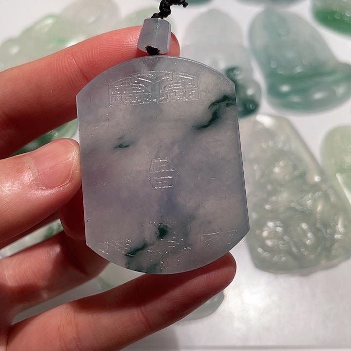 定制翡翠未镶嵌挂件