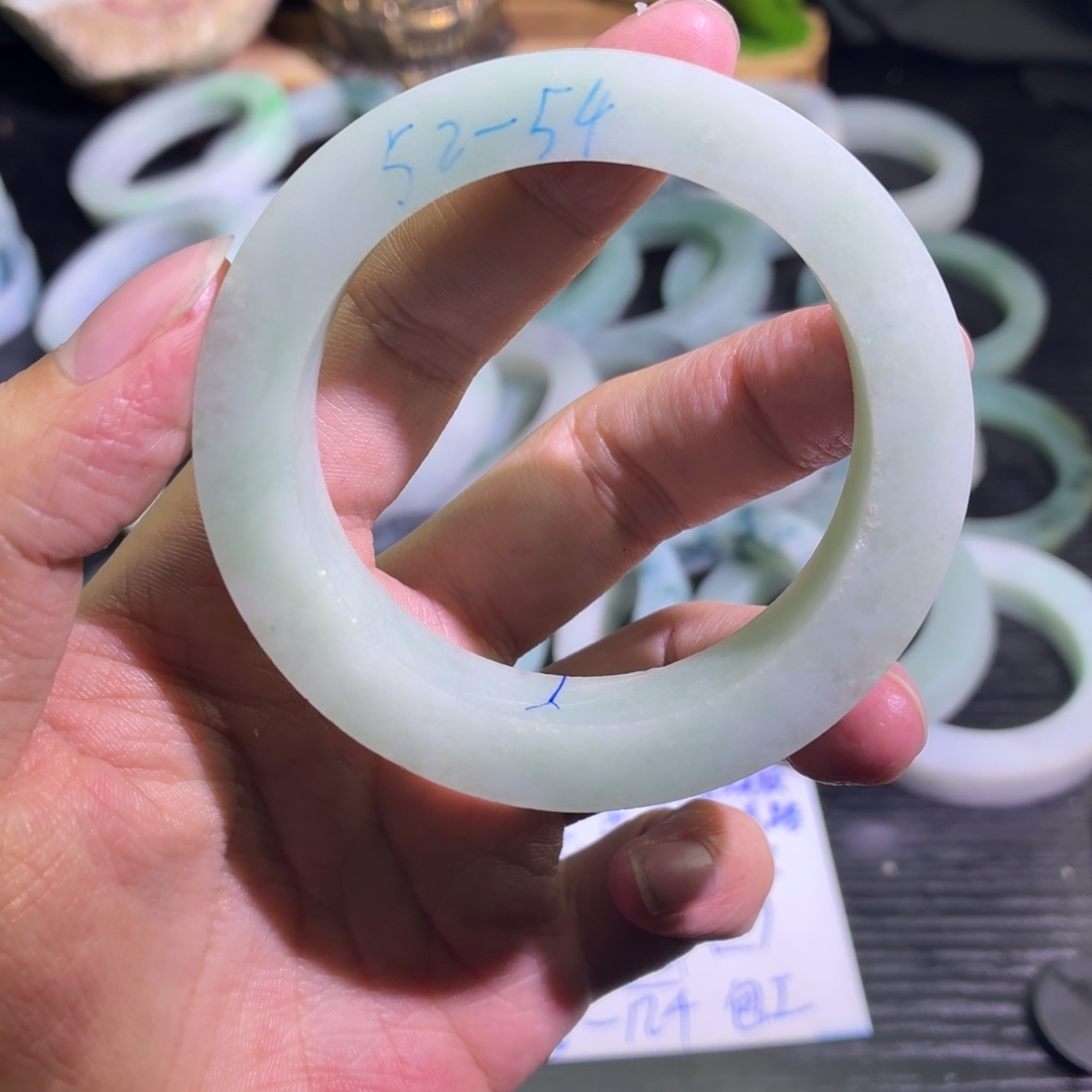 定制翡翠未镶嵌天然翡翠A货毛胚手镯定制