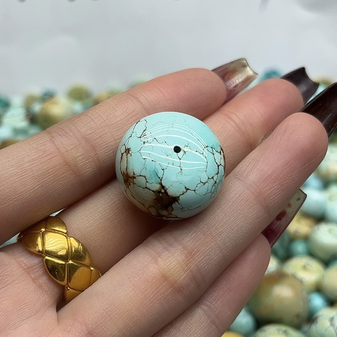 来***好绿松石未镶嵌珠宝奇石