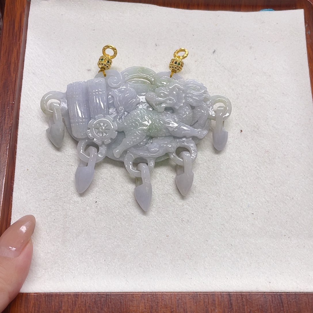 翡翠未镶嵌颈饰五拉环吊坠