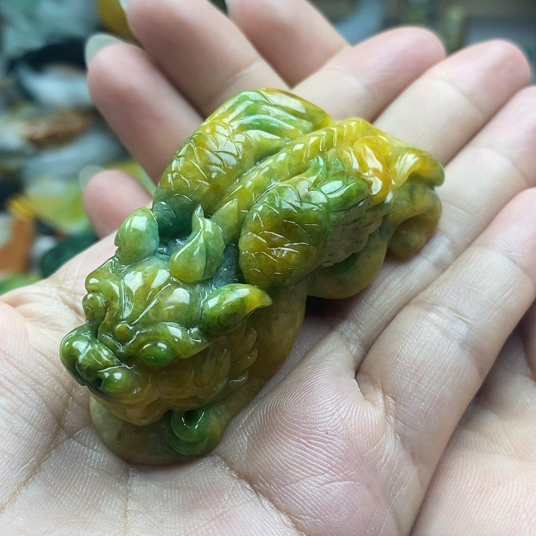 翡翠未镶嵌颈饰苏*玉牌子