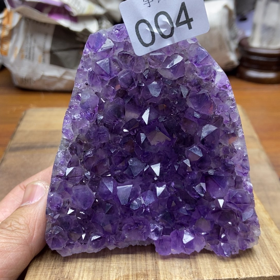 紫晶天然水晶摆件未镶嵌