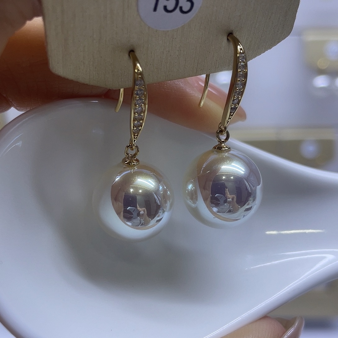 银S925镶嵌耳饰淡水珍珠