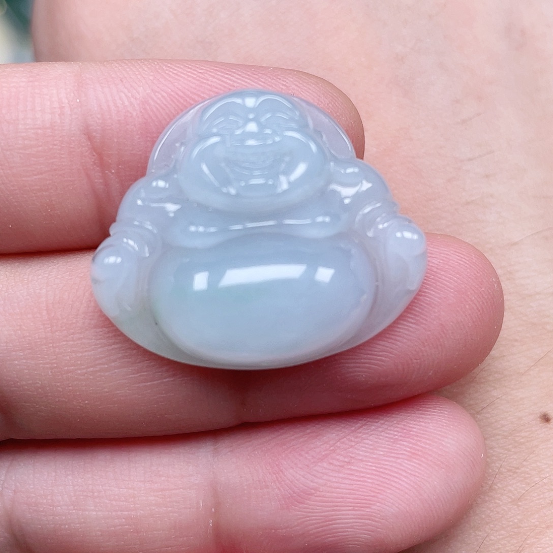 翡翠未镶嵌颈饰佛公