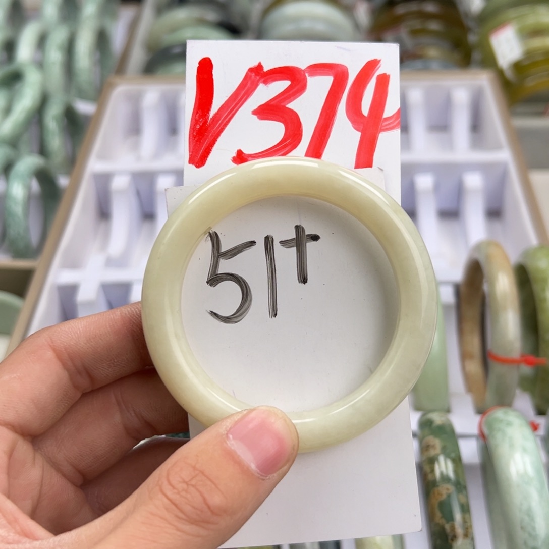 岫玉手镯未镶嵌天然岫玉