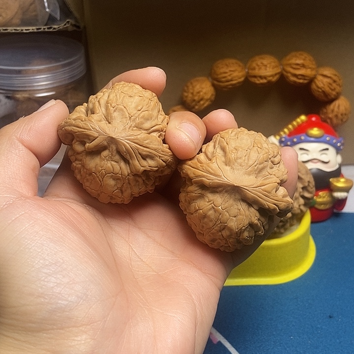 吊坠文玩核桃乔是否沟沟壑壑就健健康康快快