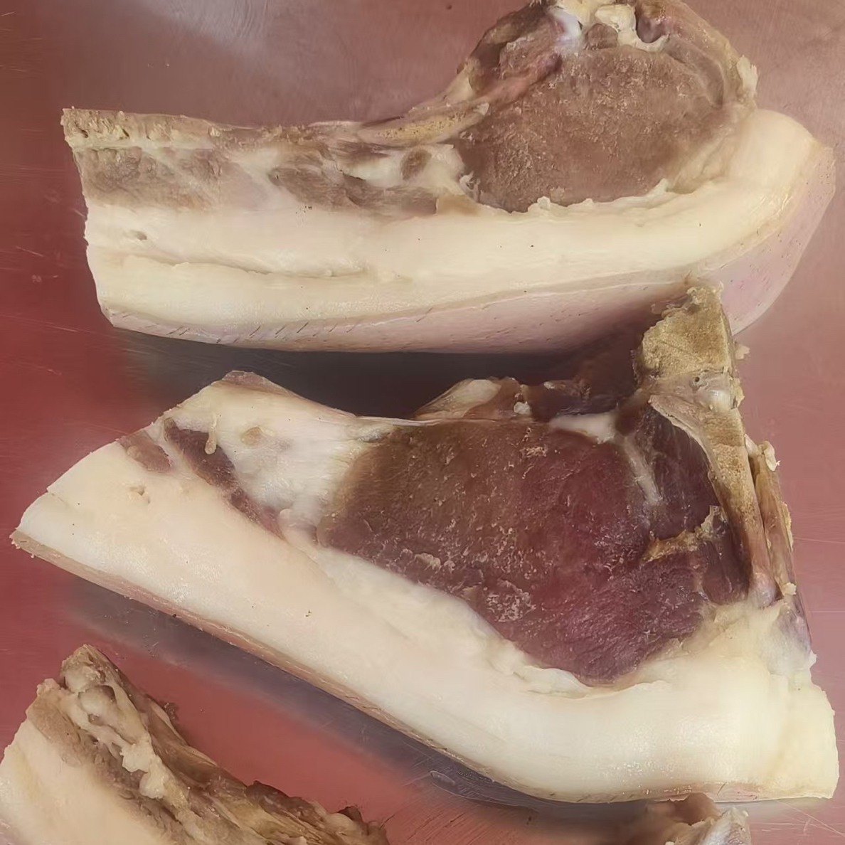大别山黑毛土猪肉;腌制肋条头子