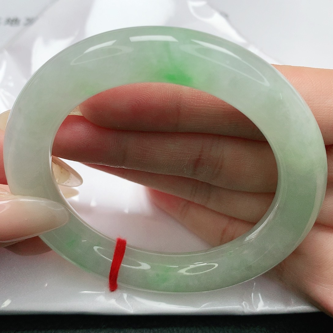 翡翠手镯未镶嵌缅甸天然A货翡翠