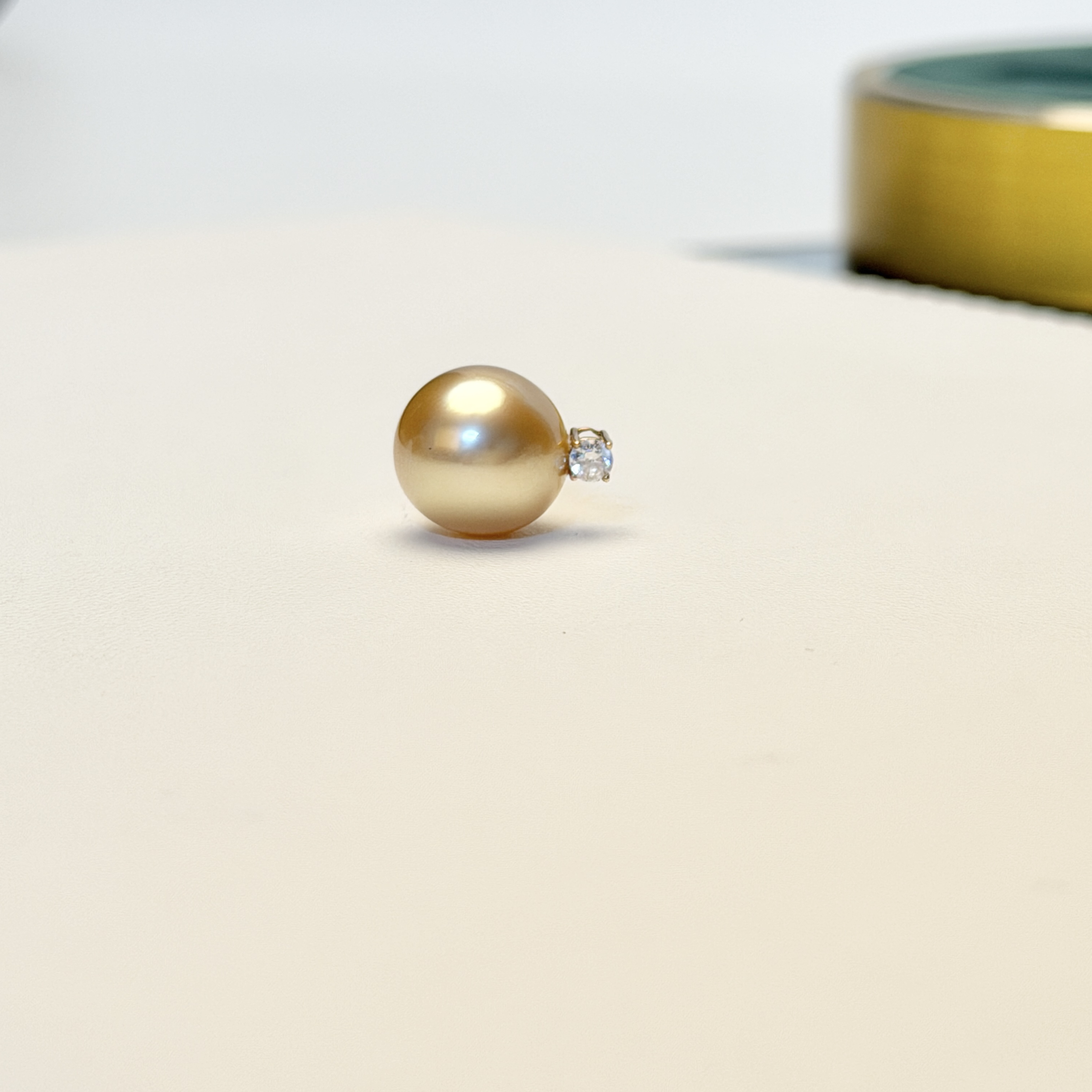 苏杭精选 18K 南洋金珠12-13mm戴妃款吊坠 时尚气质 简约