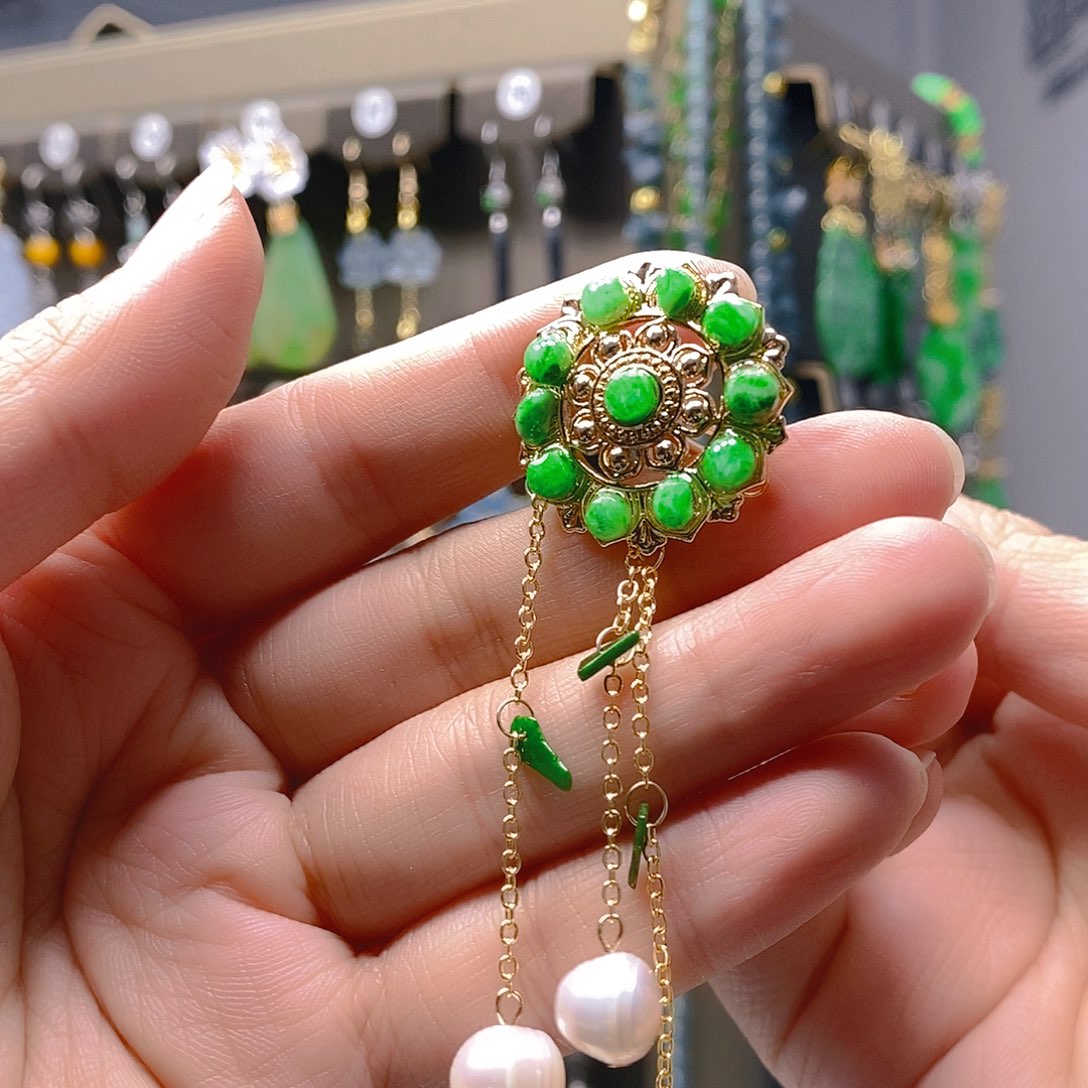 颈饰未镶嵌翡翠翡翠