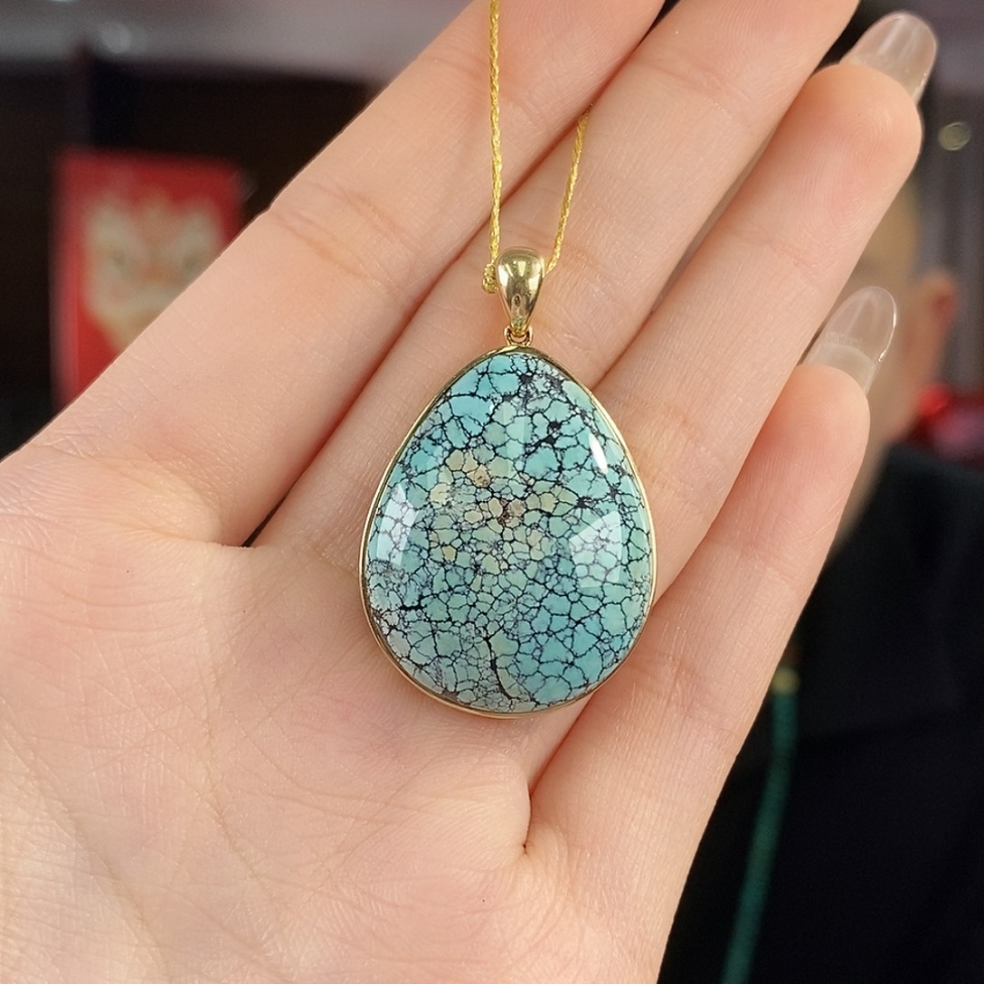 绿松石18K金镶嵌珠宝奇石