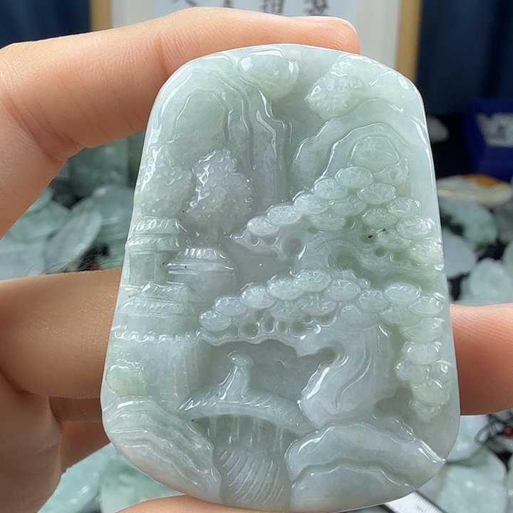 翡翠未镶嵌颈饰翡翠