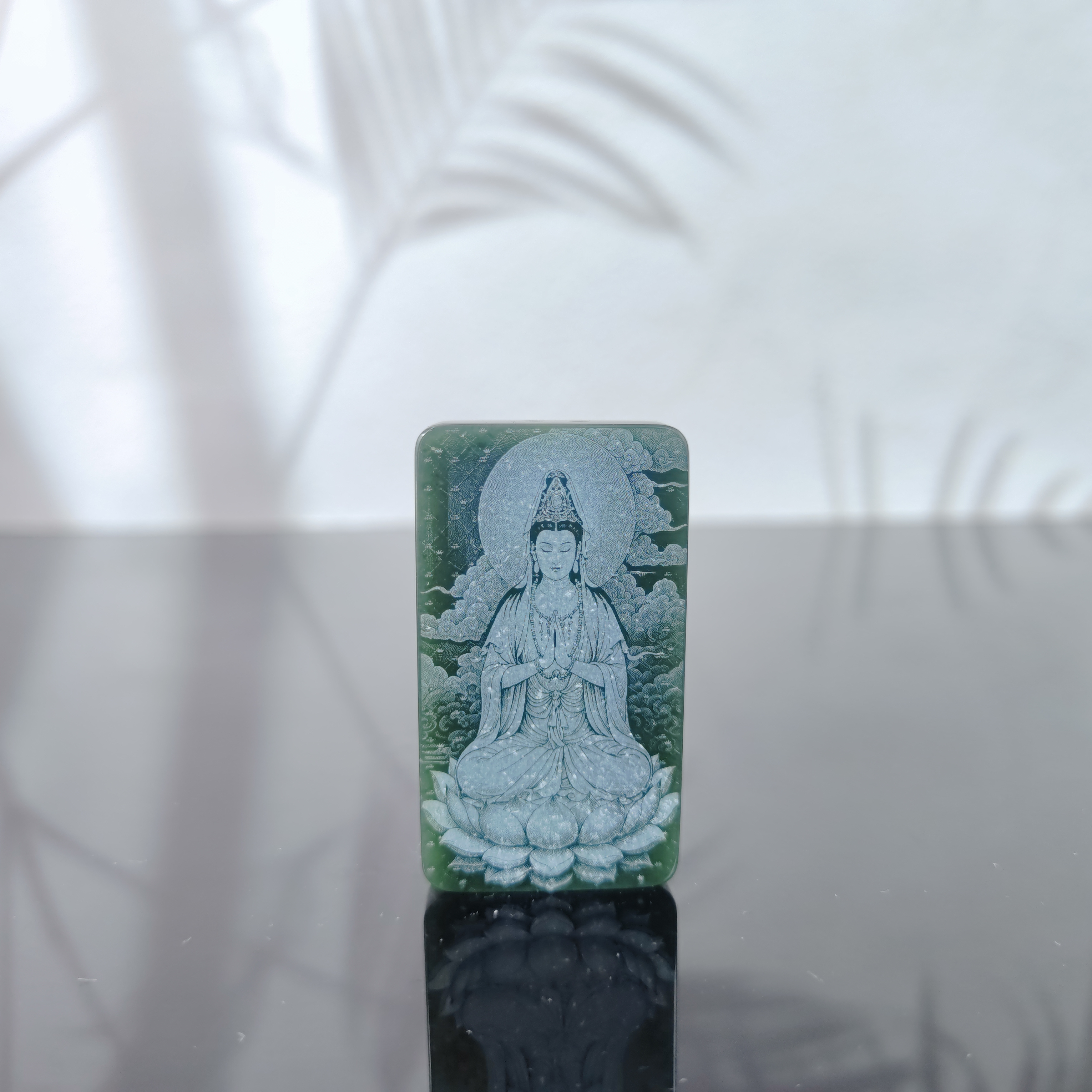 W和田玉观音影雕吊坠0592