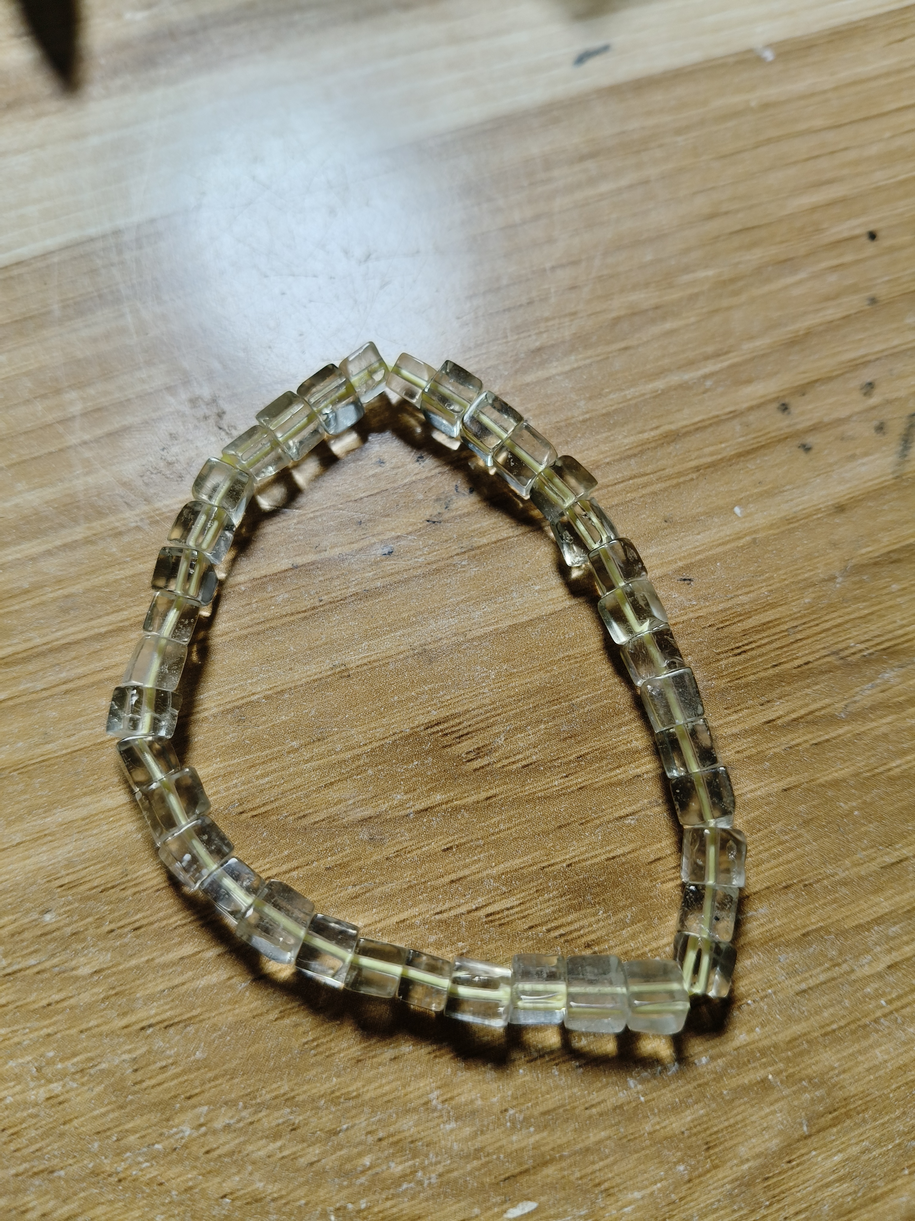 利比亚玻璃摆件，手把件。