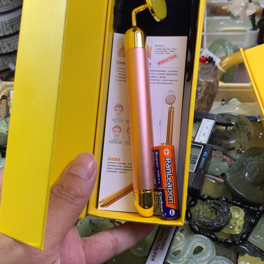 蛇纹石玉美容仪未镶嵌我***.