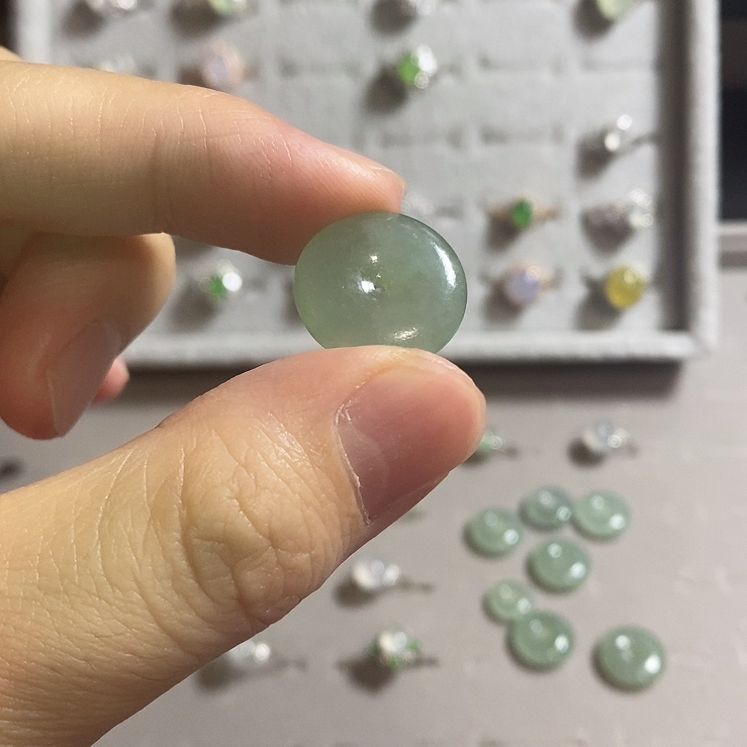 翡翠未镶嵌颈饰翡翠吊坠