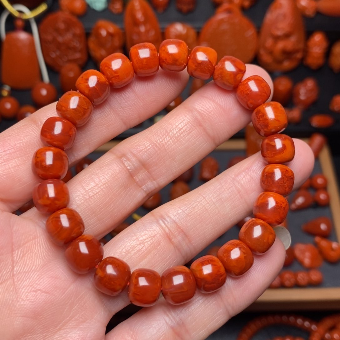 南红玛瑙手串未镶嵌终**山