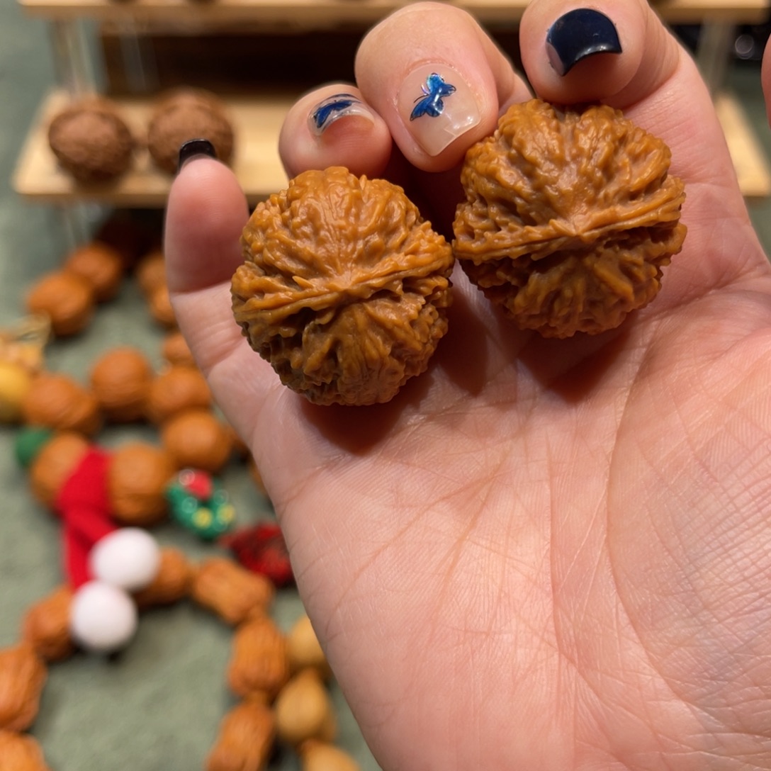 把件文玩核桃麒麟纹八棱