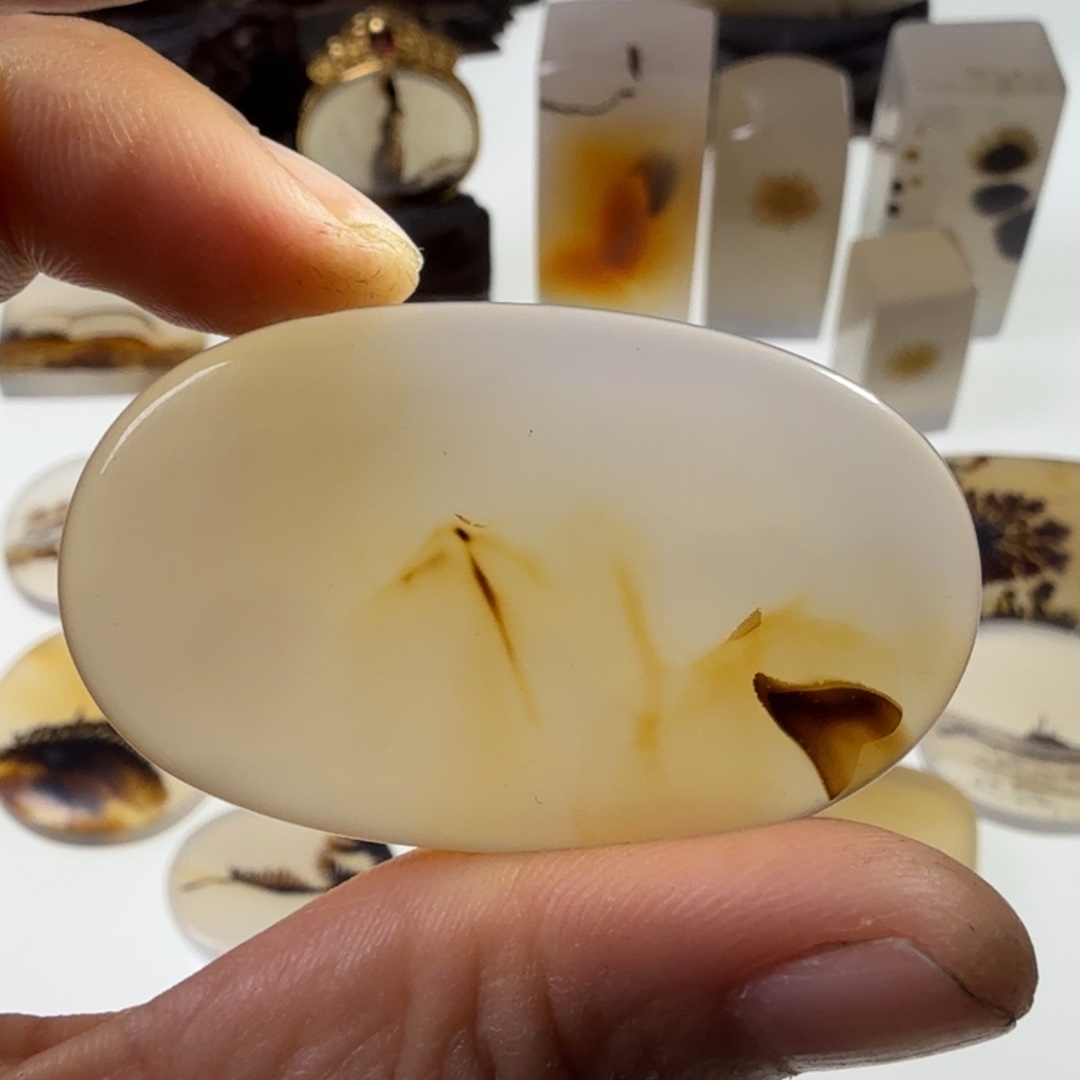 玛瑙/玉髓未镶嵌珠宝半成品