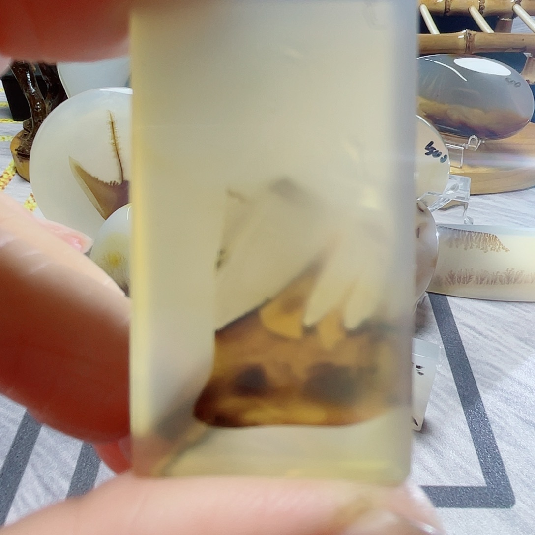 玛瑙/玉髓颈饰合金