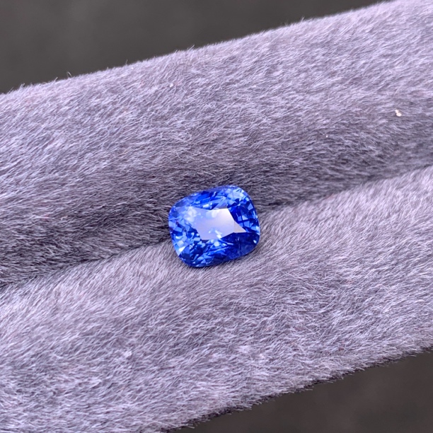 【芮含珠宝】矢车菊蓝宝石3.02克拉
